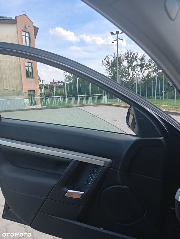 Opel Vectra 1.8 Cosmo - 38