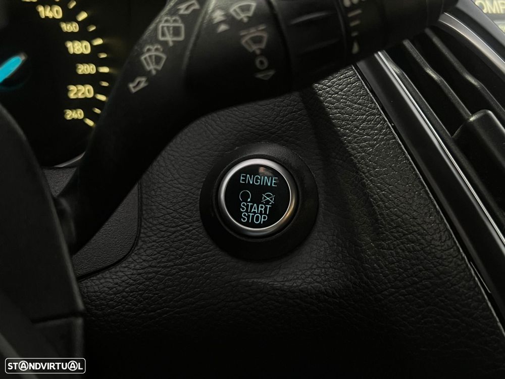 Ford Focus 1.0 EcoBoost Titanium - 18