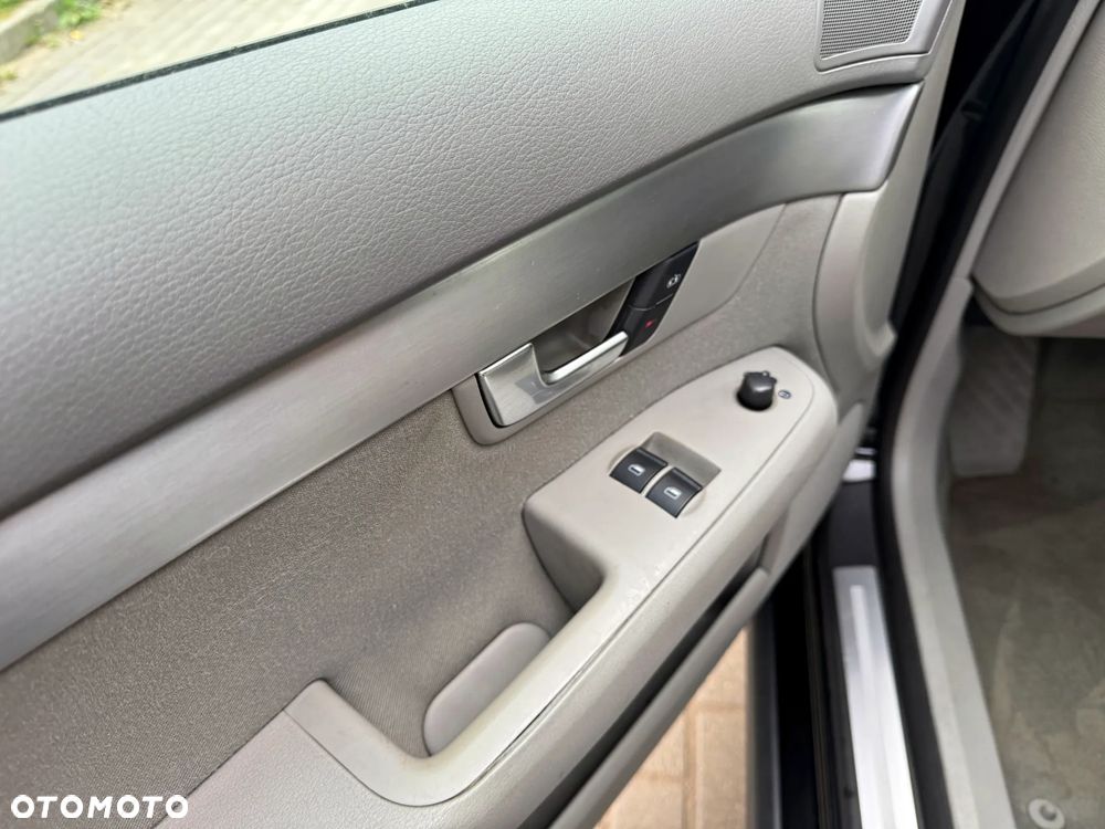 Audi A4 Avant 2.0 TDI Multitronic - 14