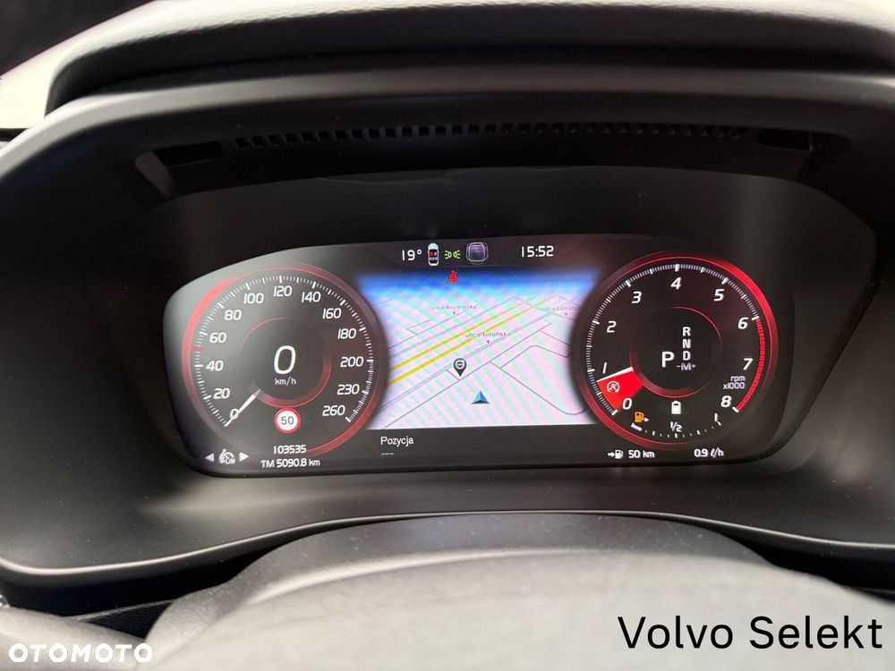 Volvo XC 40 - 22