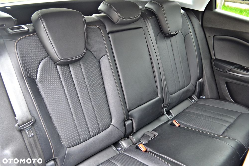 Opel Grandland X 1.6 Start/Stop Automatik INNOVATION - 32