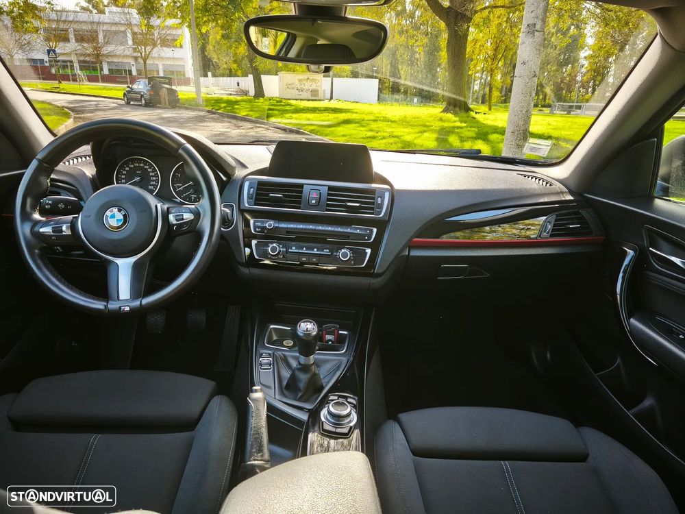 BMW 218 d Sport Line - 17