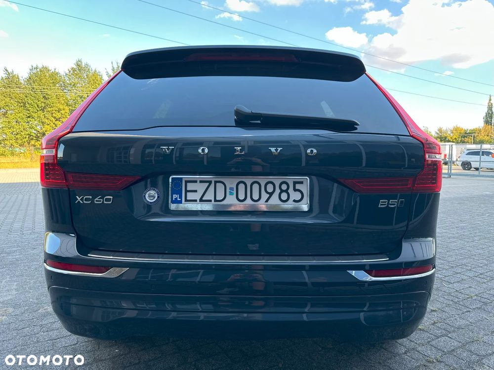Volvo XC 60 B5 B AWD Geartronic Momentum Pro - 10