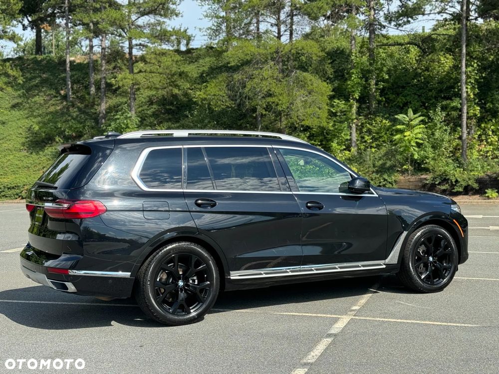 BMW X7 xDrive40i - 12