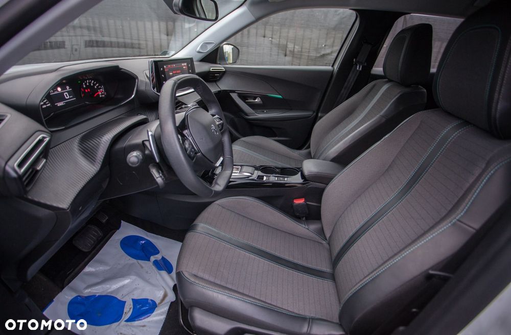 Peugeot 2008 1.5 BlueHDi Allure Pack S&S EAT8 - 8