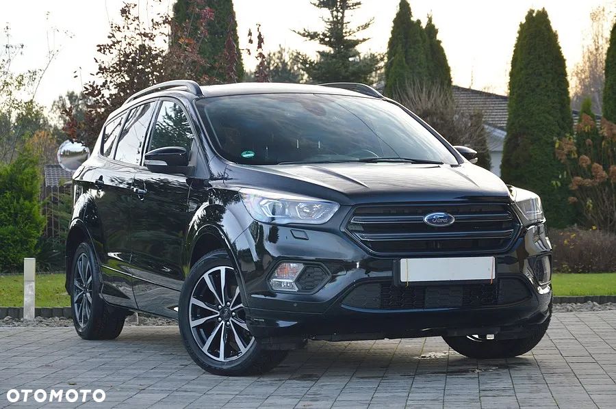 Ford Kuga 1.5 EcoBoost 2x4 ST-Line - 2
