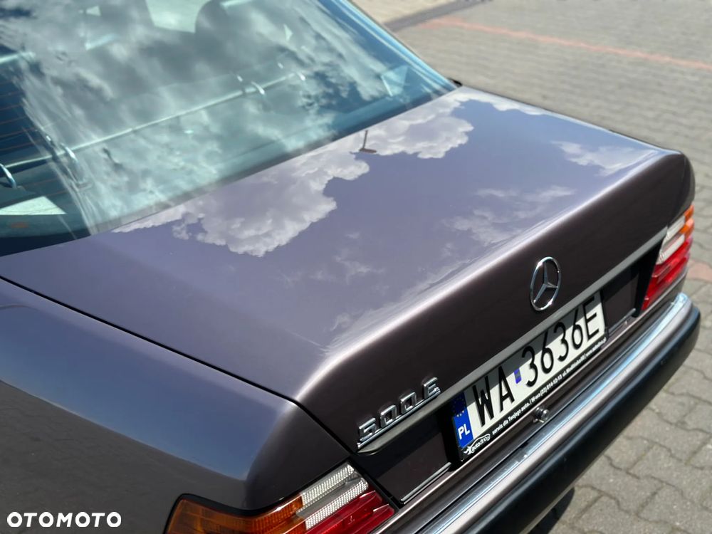 Mercedes-Benz Klasa E - 19