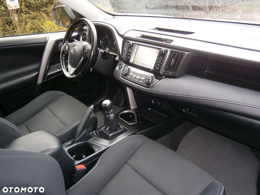 Toyota RAV4 2.0 Prestige 4x4 - 7