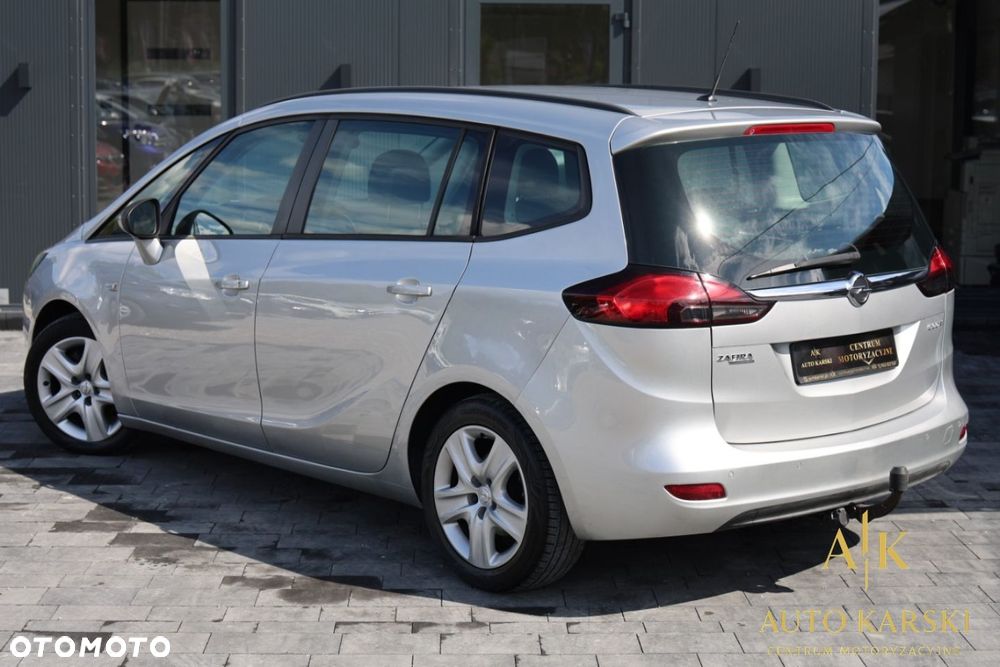 Opel Zafira - 10