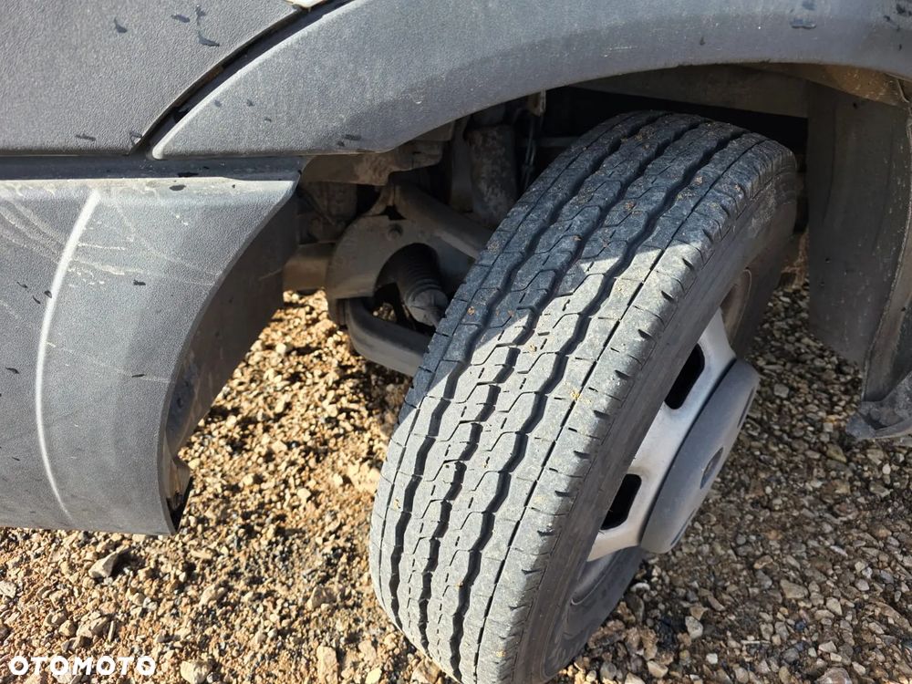 Iveco Daily 35C15 - 11