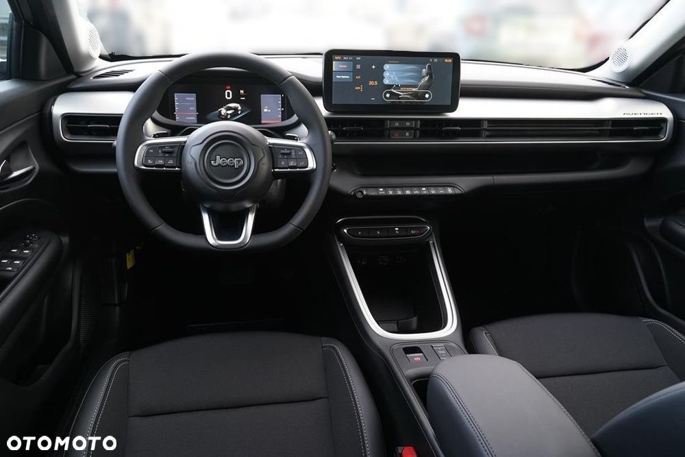 Jeep Avenger 1.2 T3 mHEV Altitude FWD eDCT6 - 26