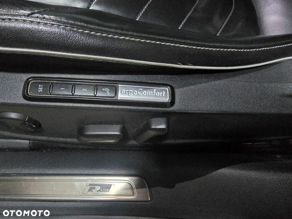 Volkswagen Arteon 2.0 TDI 4Motion R-Line DSG - 22