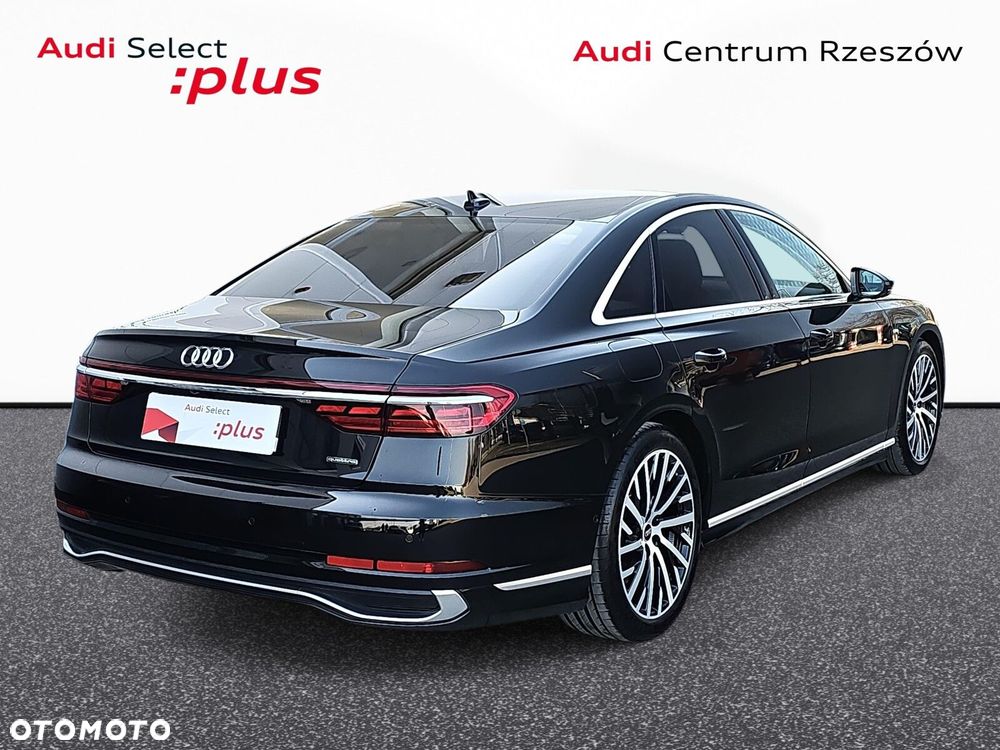 Audi A8 - 6