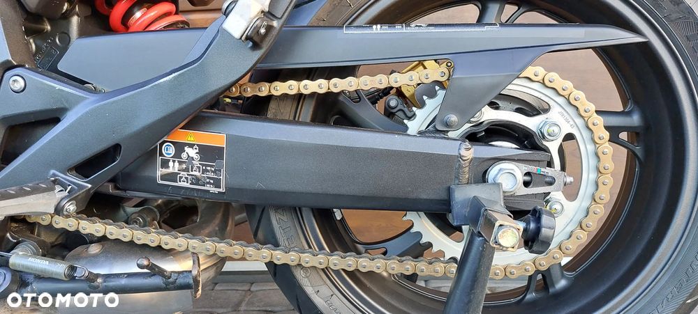 Honda CBR - 9