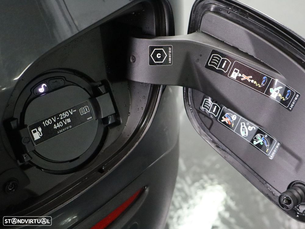 Mercedes-Benz GLC 300 de 4Matic - 26