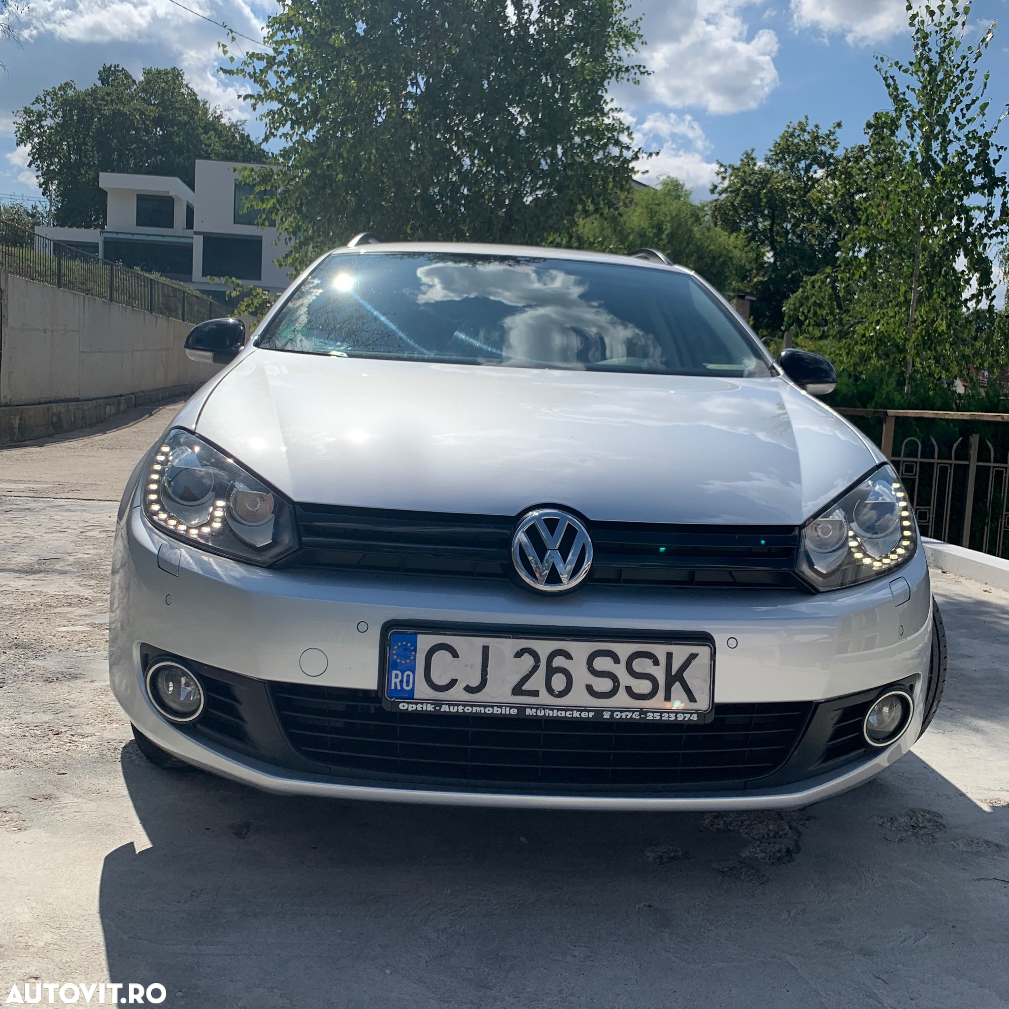 Volkswagen Golf 1.6 TDI BlueMotion Technology DPF Comfortline DSG - 2