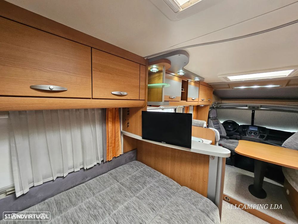 Knaus Sport TI CAMA FRANCESA SALÃO FACE TO FACE - 39