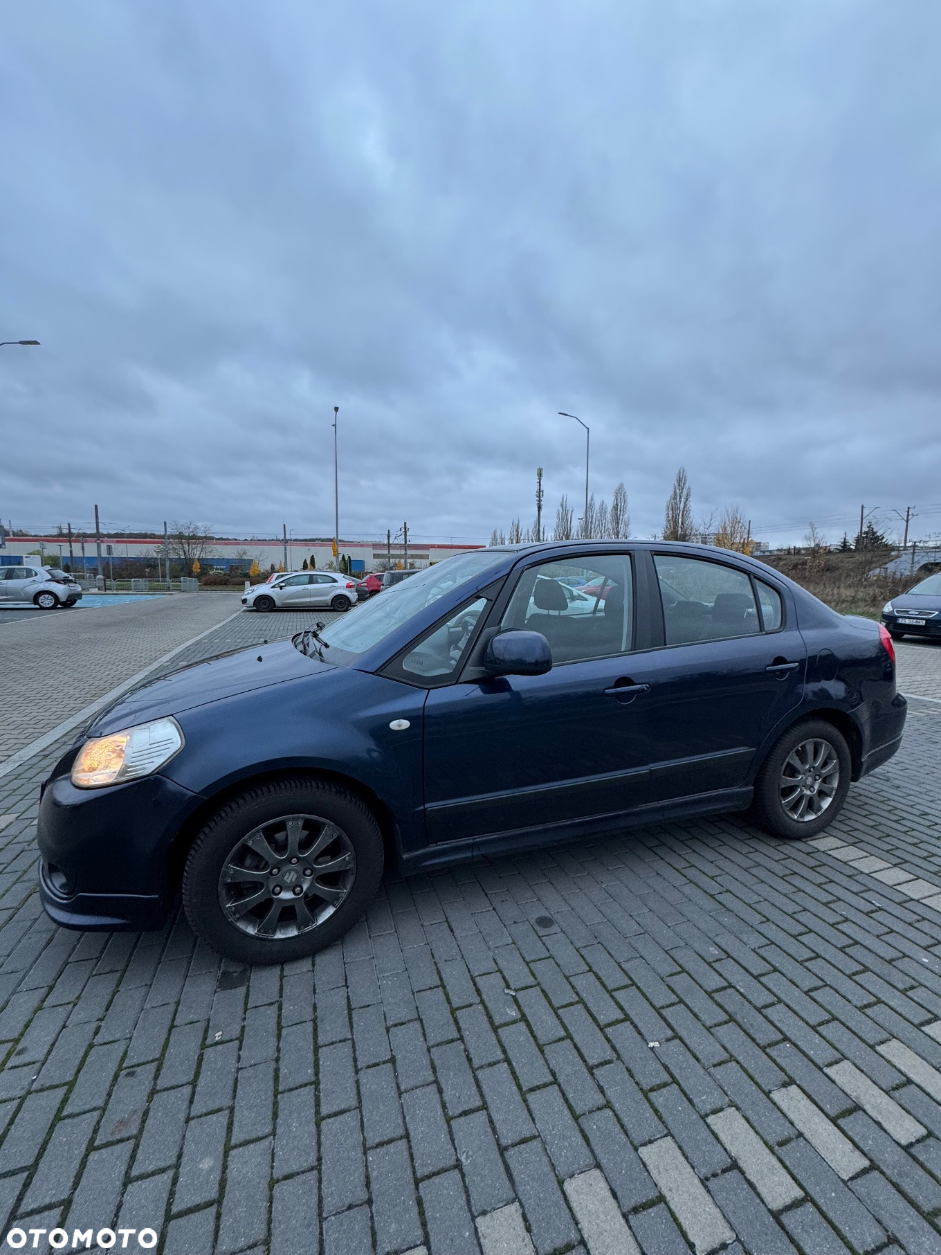 Suzuki SX4 1.6 GS / Premium - 3