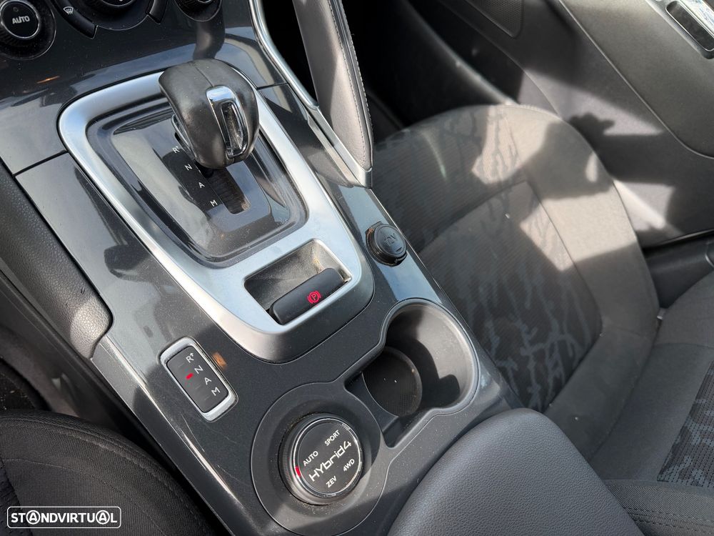 Peugeot 3008 2.0 HDi Hybrid4 - 12