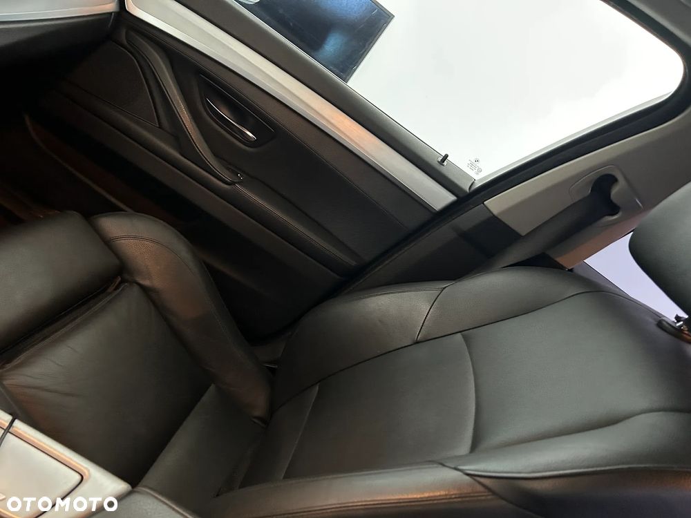 BMW Seria 5 520d - 9