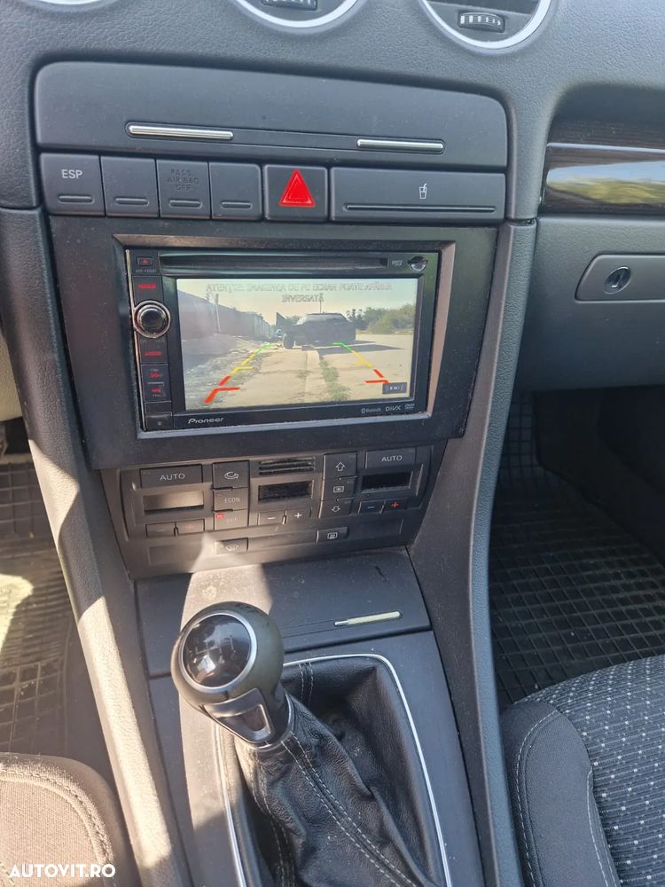 Seat Exeo 2.0 TDI 120 CP Style - 4