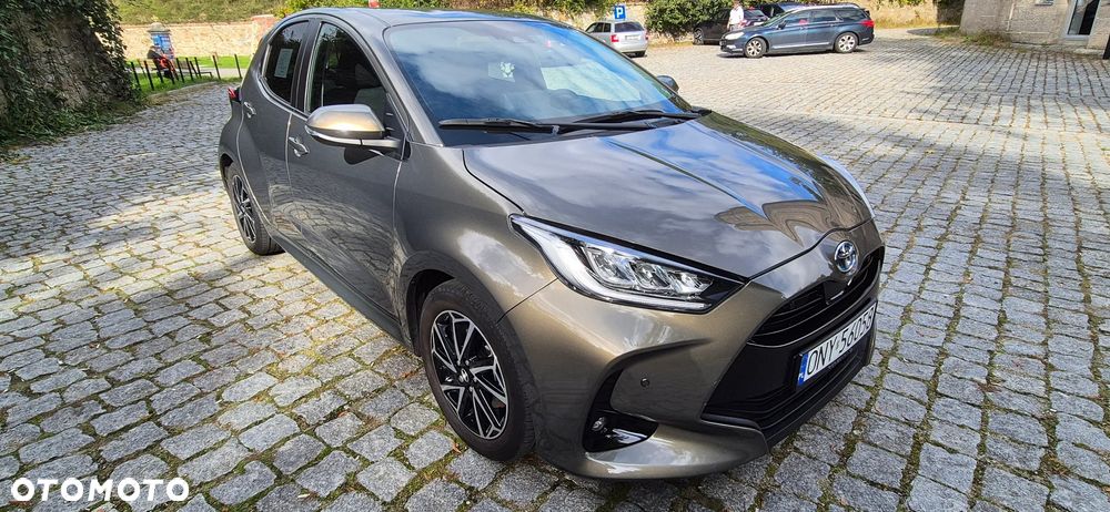 Toyota Yaris Hybrid 1.5 Executive - 1