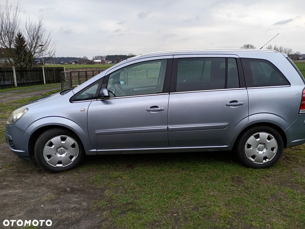 Opel Zafira - 3
