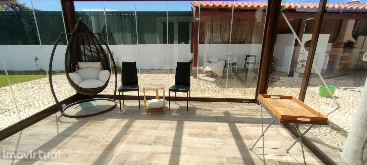 Moradia T4 isolada com piscina e garagem em Sintra - Grande imagem: 4/33