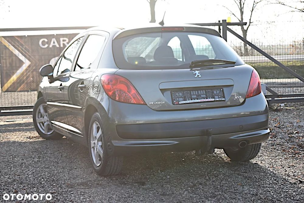 Peugeot 207 1.4 16V Presence - 5