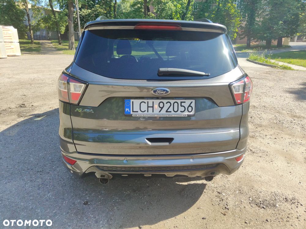 Ford Kuga 1.5 EcoBoost 2x4 ST-Line - 35