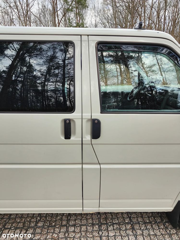 Volkswagen Transporter - 38
