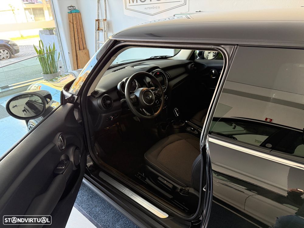 MINI 3 Portas - 8