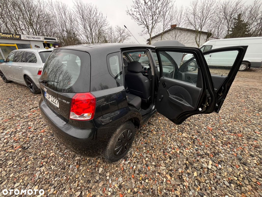 Chevrolet Aveo 1.2 SE / Plus - 6