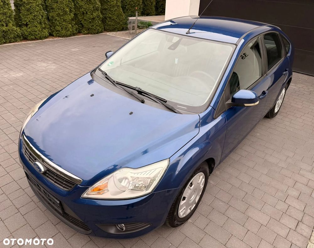 Ford Focus 1.6 16V Style+ - 10
