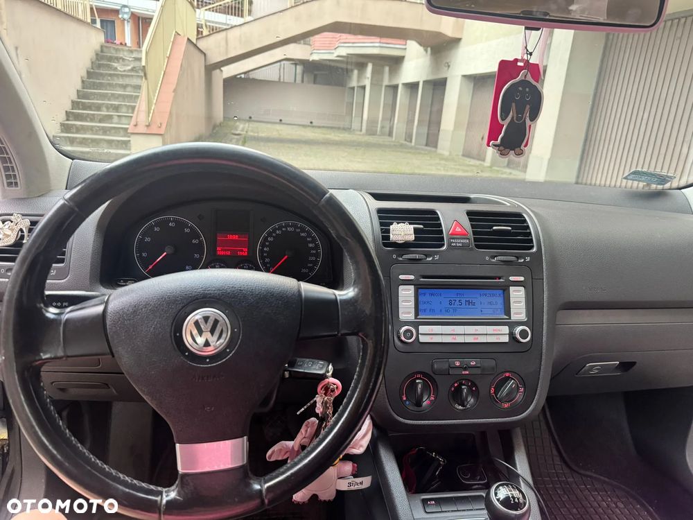 Volkswagen Golf 1.6 FSI Goal - 10