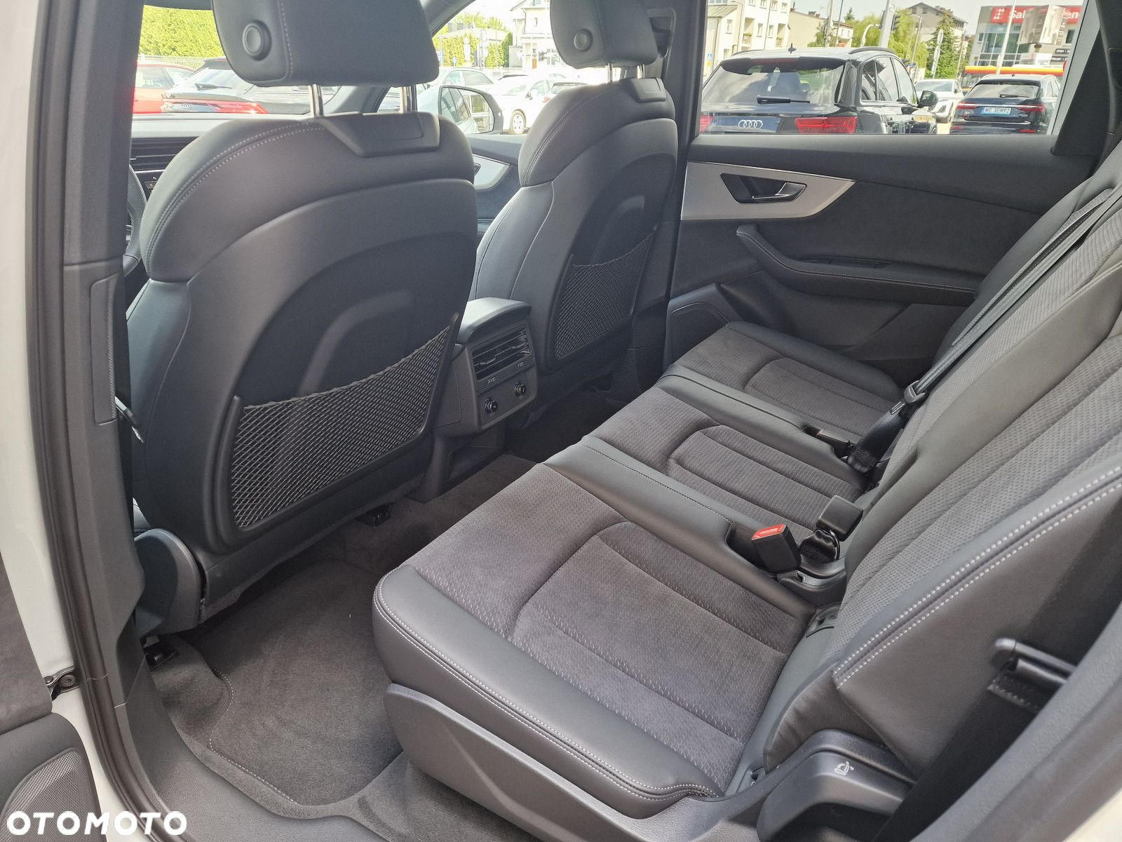 Audi Q7 - 13