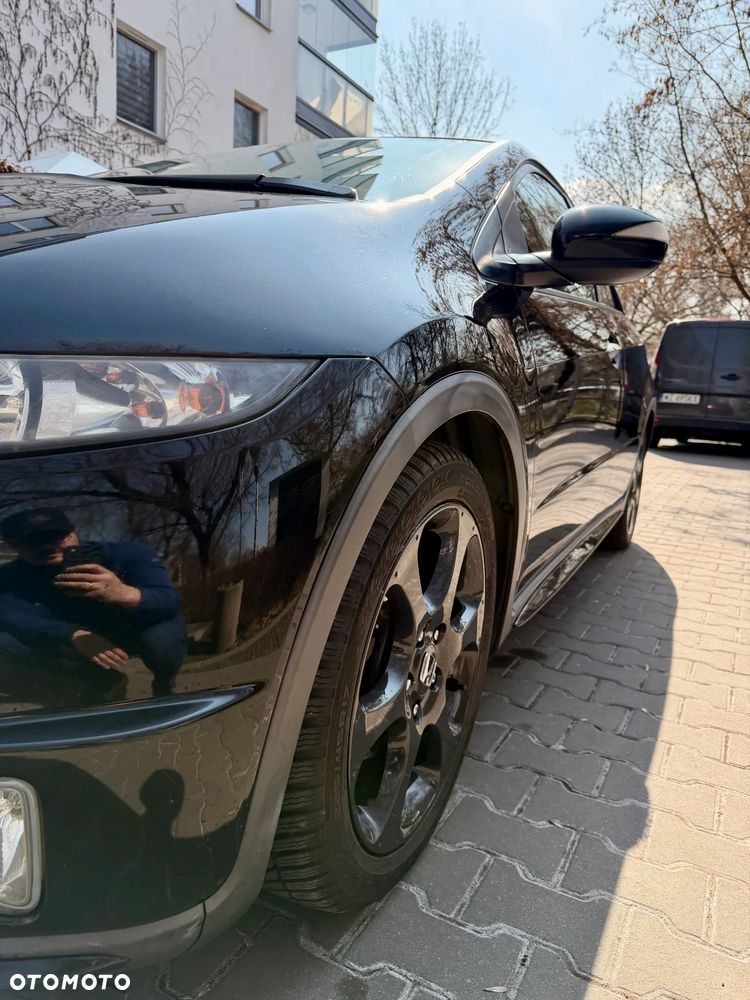 Honda Civic 1.8i-VTEC Sport - 9