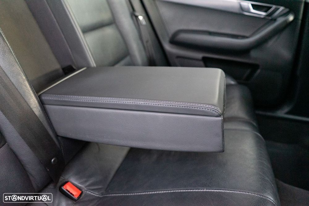 Audi A6 3.0 TDI V6 quattro Exclusive Tiptronic - 48