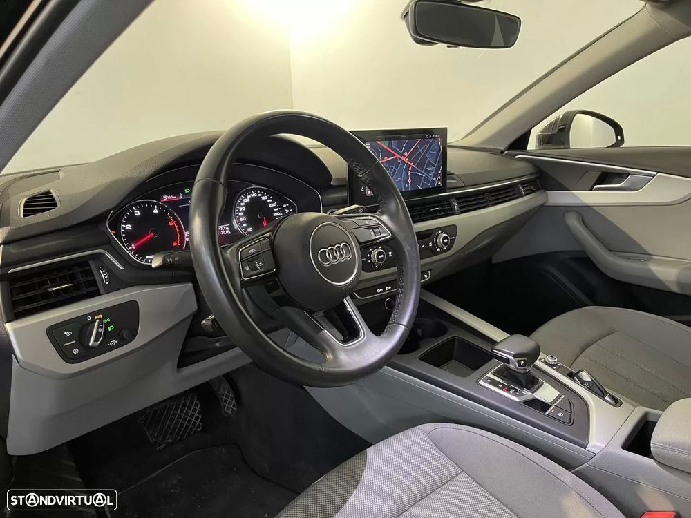 Audi A4 Avant 30 TDI Advanced S tronic - 12