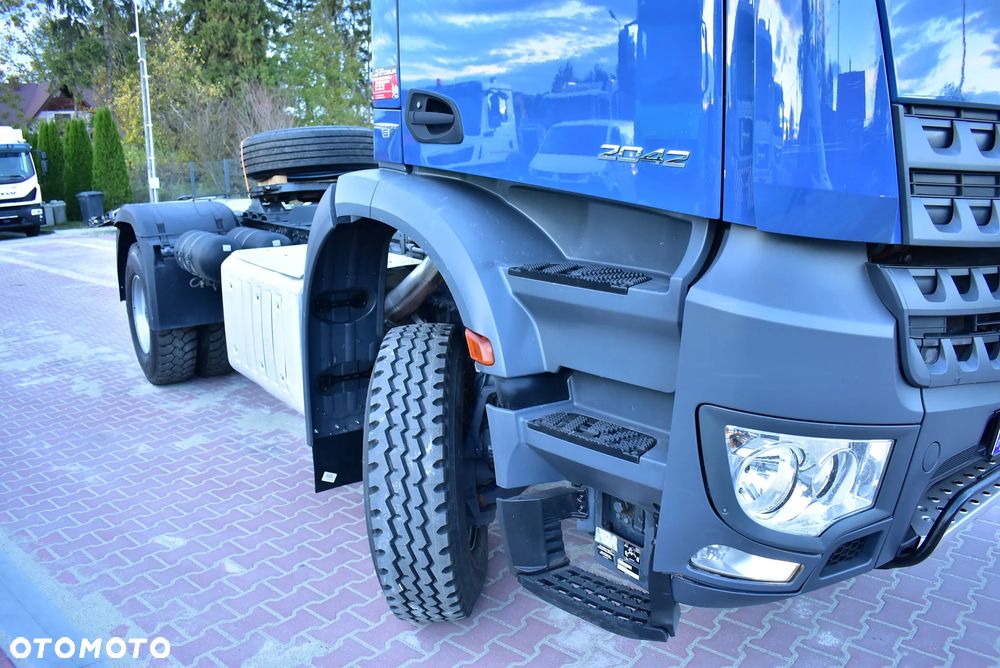 Mercedes-Benz Arocs 2042 !4x4! Na Moście ! Reduktor ! RESOR ! Hydraulika / Rama do zabudowy/ Podwozie/ Pod Kipper / Kiper / Wywrotka/ Hakowiec/ Asenizacyjny/ Kompresor/ Agregat/ Wiertnica/  Sprowadzony z Niemiec ! - 13