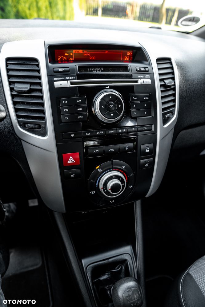 Kia Venga 1.6 CVVT Vision - 31