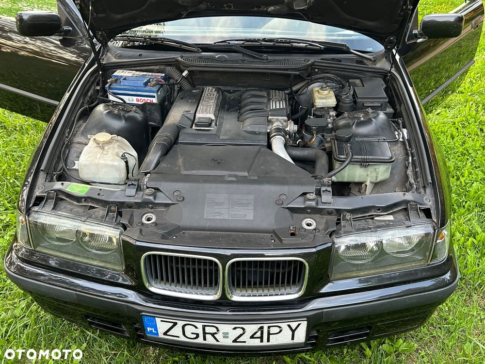BMW Seria 3 318tds - 8
