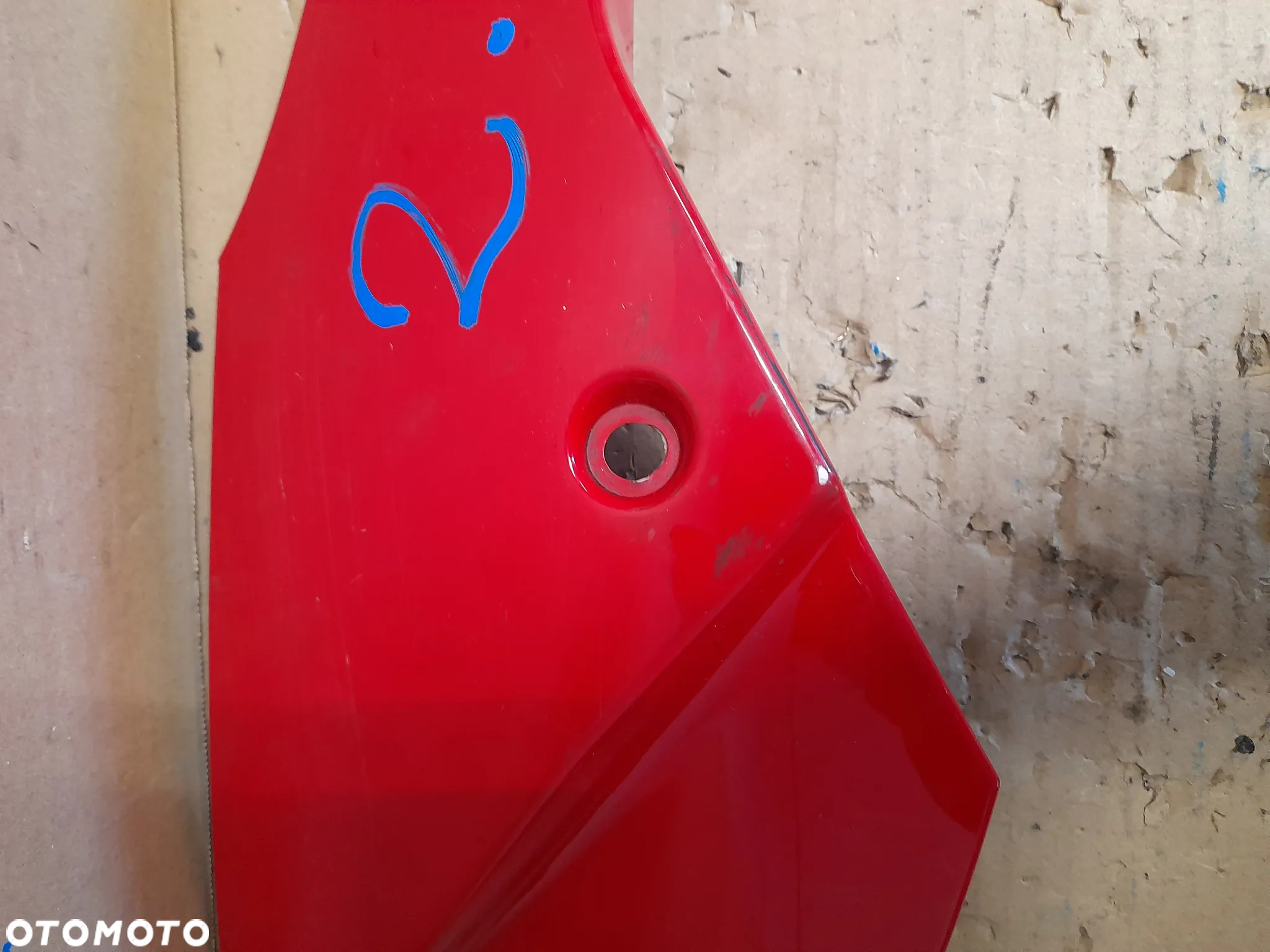 = PŁUG PRAWY BOK OWIEWKA TRIUMPH SPEED TRIPLE 1050 - 9