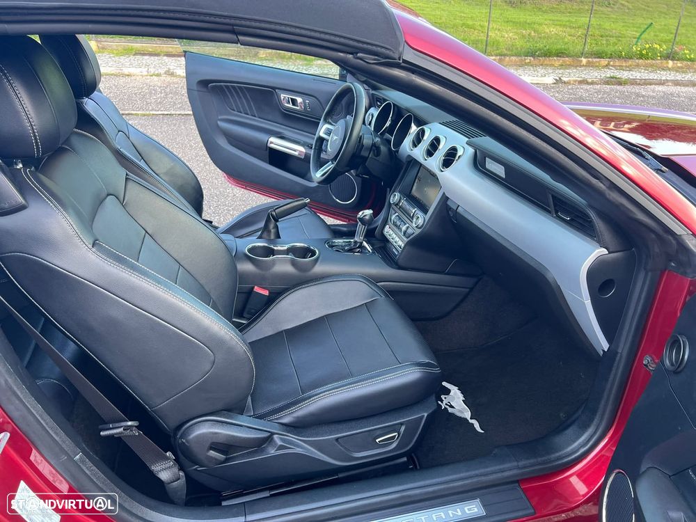 Ford Mustang 2.3 Eco Boost Aut. - 10
