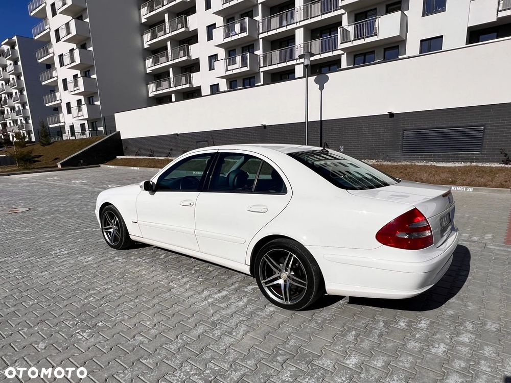 Mercedes-Benz Klasa E 280 CDI T Elegance - 18