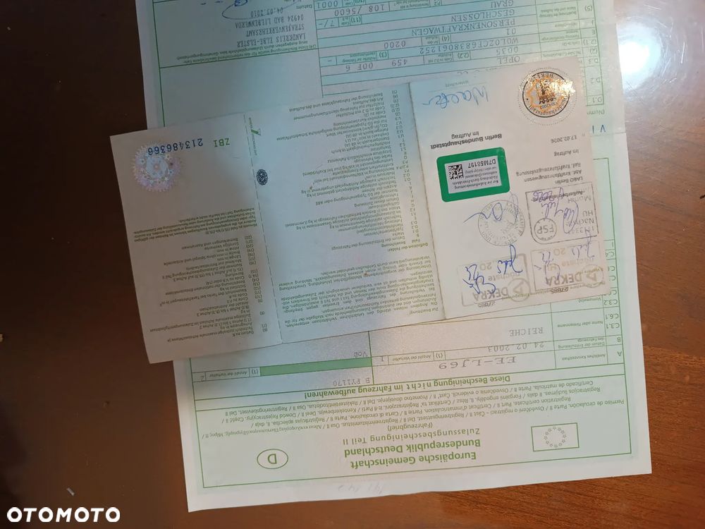 Opel Vectra 2.2 - 36