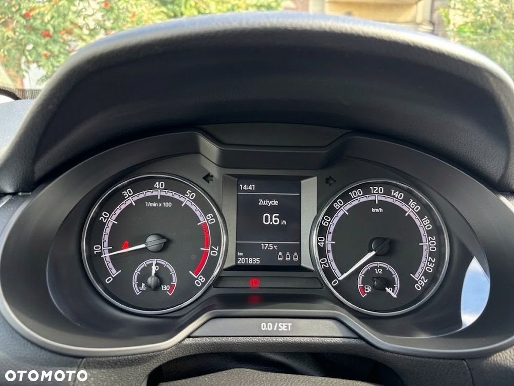 Skoda Octavia 1.4 TSI Ambition - 12