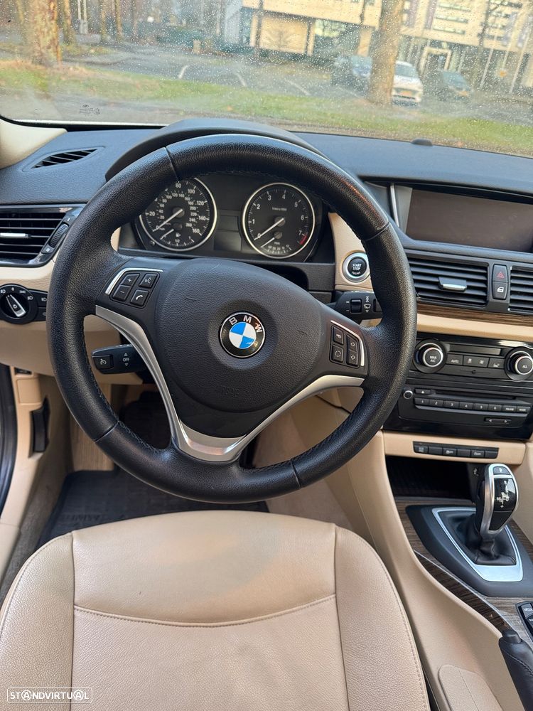 BMW X1 xDrive28i Aut. - 12