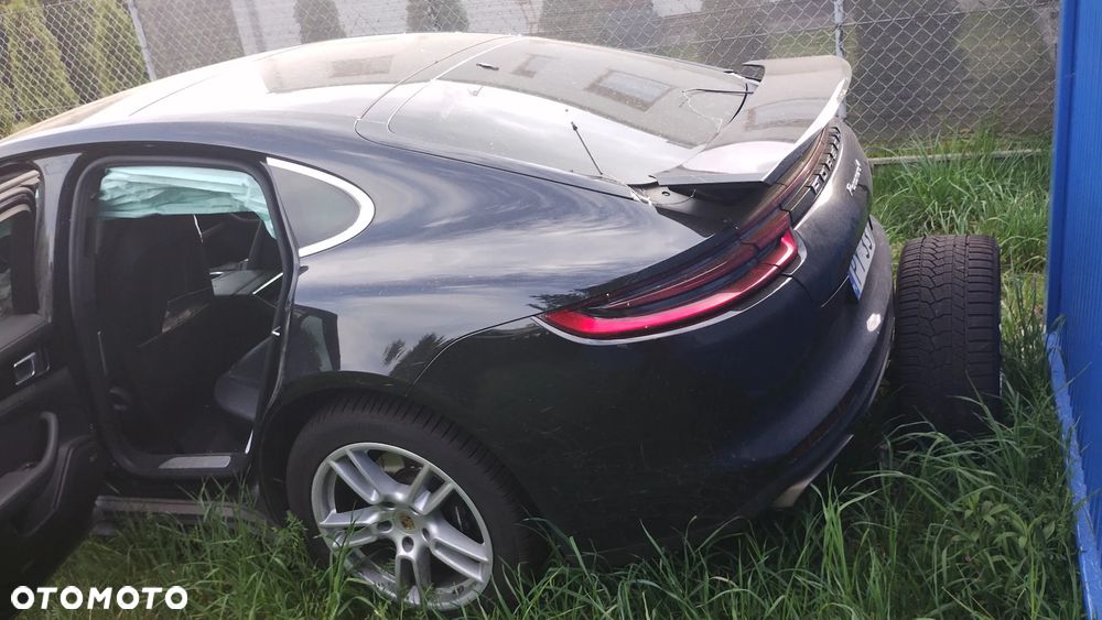 Porsche Panamera 4 Executive - 1