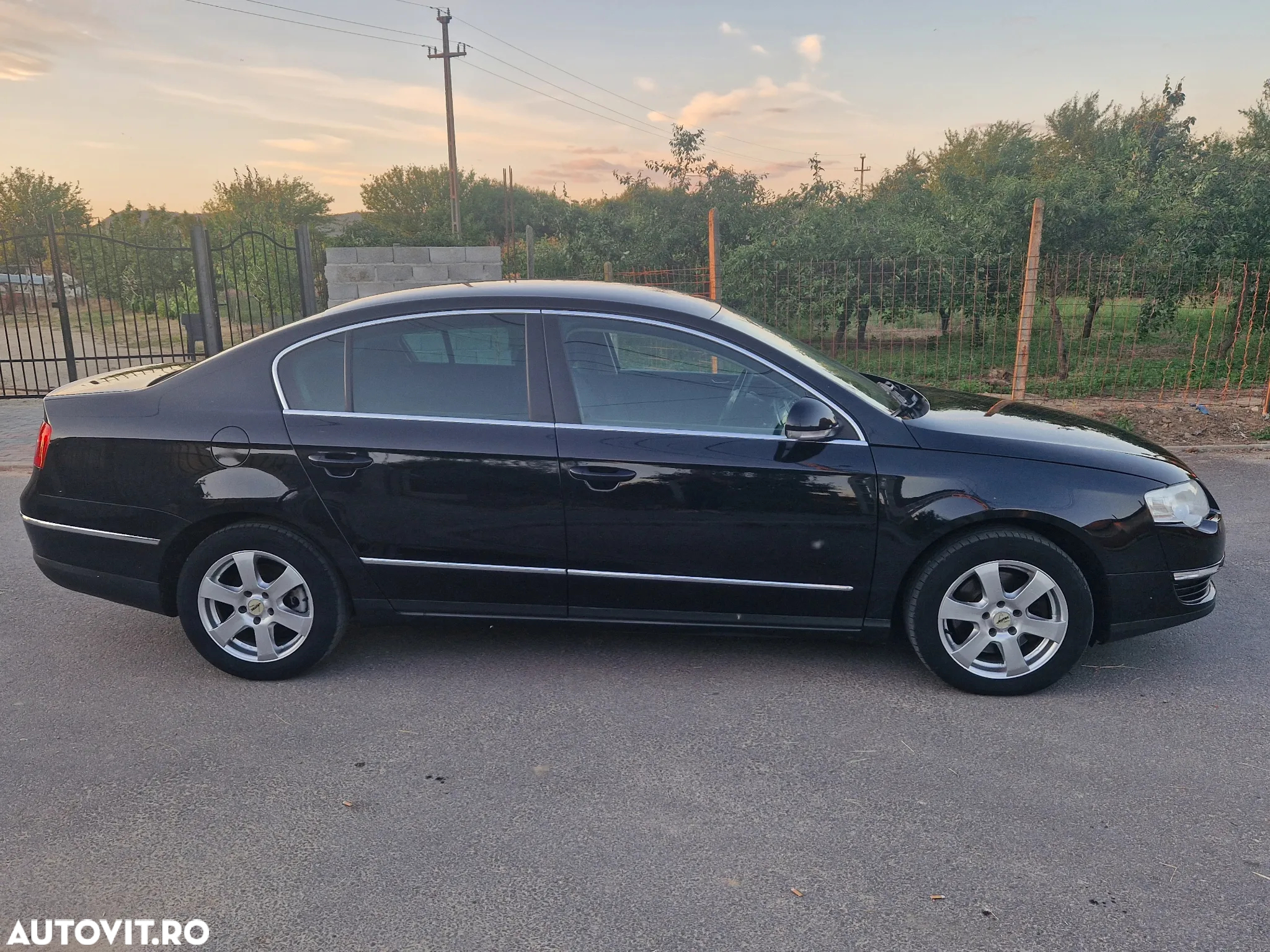 Volkswagen Passat - 3